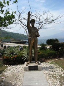 macarthur2 225x300 The Trip Part 5: Corregidor Island