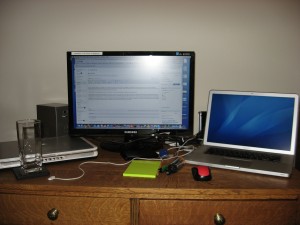 Lonelyblankdesktop 300x225 Just Start